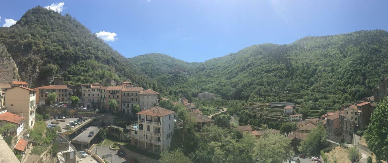 Via Col Tempo Bed & Breakfast Pigna Exterior photo